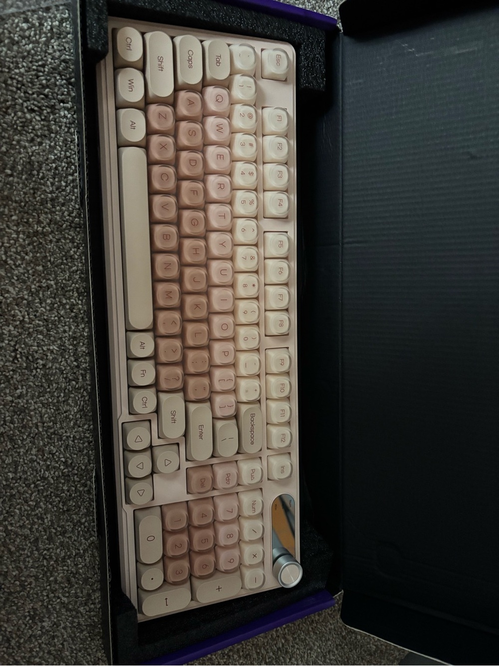 Furycube IP98 Membrane Keyboard, color rose.